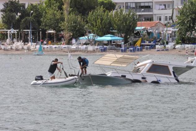 Datça'da fırtınada kuma saplanan tekne, 5 gün sonra çıkarıldı