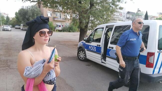 Yer: Manavgat... 'İsveçli özgür kız' polisi çileden çıkardı