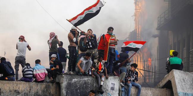 Irak'ta kan aktı! Göstericilere ateş açıldı 