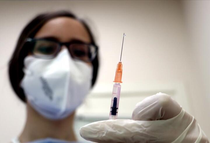 SON DAKİKA: 18 yaş ve üstünde 2 doz aşı oranı yüzde 50'yi geçti