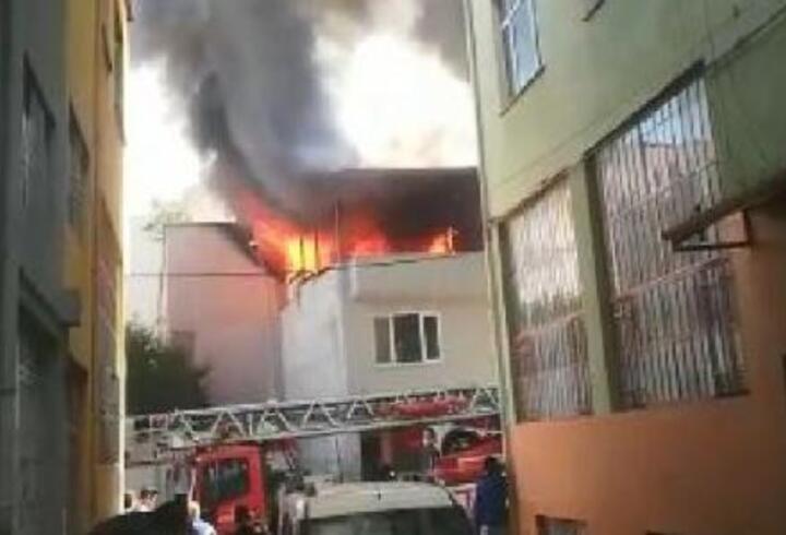 Bursa'da tekstil atölyesi terasında yangın