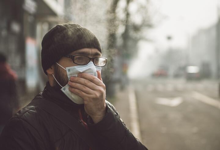 Hava kirliliği Kovid-19’da ölüm riskini artırıyor