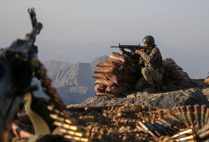SON DAKİKA: Pençe Operasyonları'nda 13 PKK'lı terörist etkisiz hale getirildi