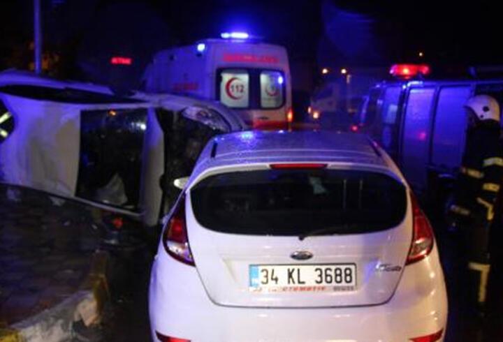 Tokat’ta iki otomobil kavşakta çarpıştı: 5 yaralı