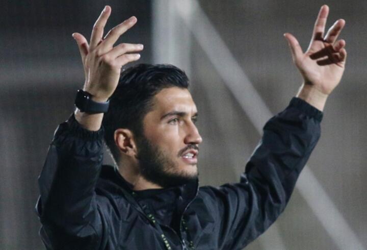 Nuri Şahin 33 yaşında futbolu bıraktı