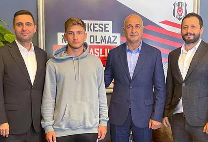 Beşiktaş, Semih Kılıçsoy ile profesyonel sözleşme imzaladı