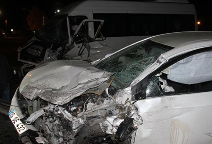Konya'da feci kaza: Çok sayıda yaralı var 
