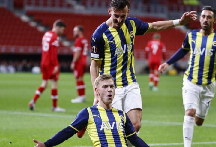 Fenerbahçe grupta ilk galibiyetini aldı