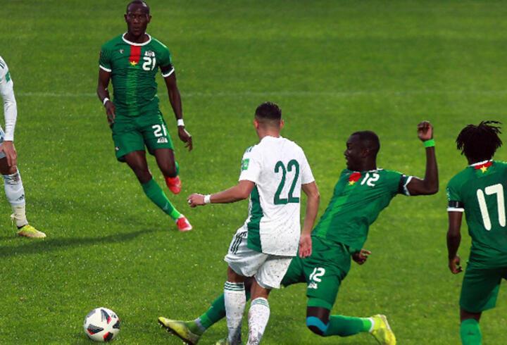 Son dakika... Cezayir-Burkina Faso maçında büyü iddiası!