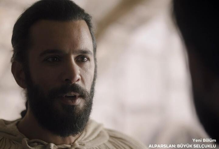 Alparslan'ın annesi ve babası kimdir? Büyük Selçuklu Sultan'ı Alparslan'ın anası neden, nasıl öldü?