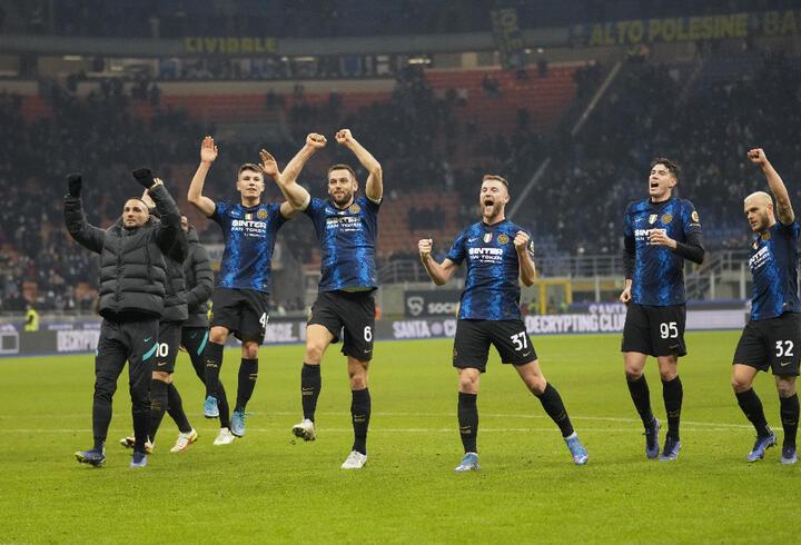 Milan ve Inter San Siro'ya veda ediyor