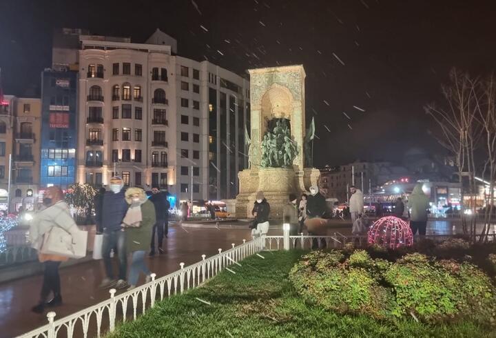 Son dakika... İstanbul'da kar yağışı tekrar başladı