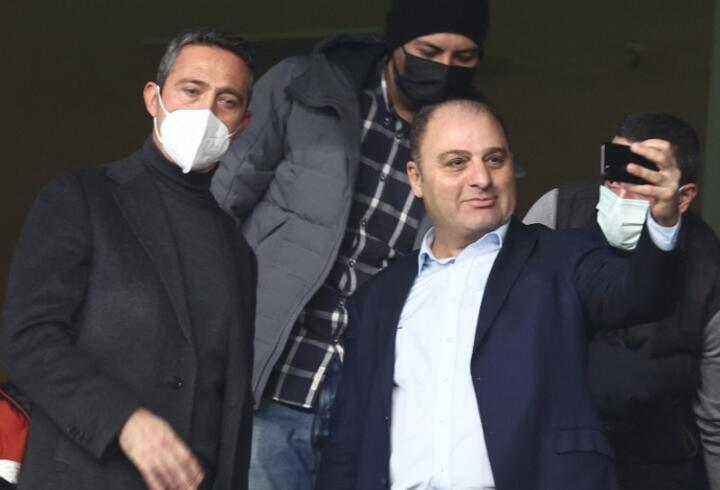 Fenerbahçe taraftarı: Ali Koç istifa