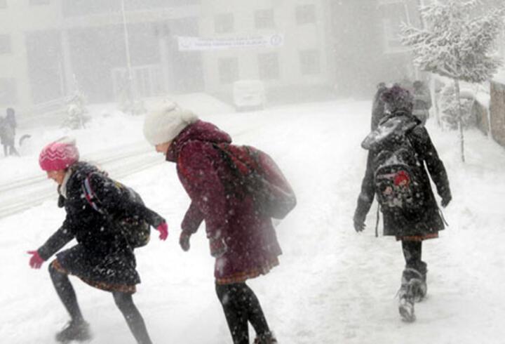 Son dakika haberi: Haberler peş peşe geldi! 7 ilde eğitime kar engeli