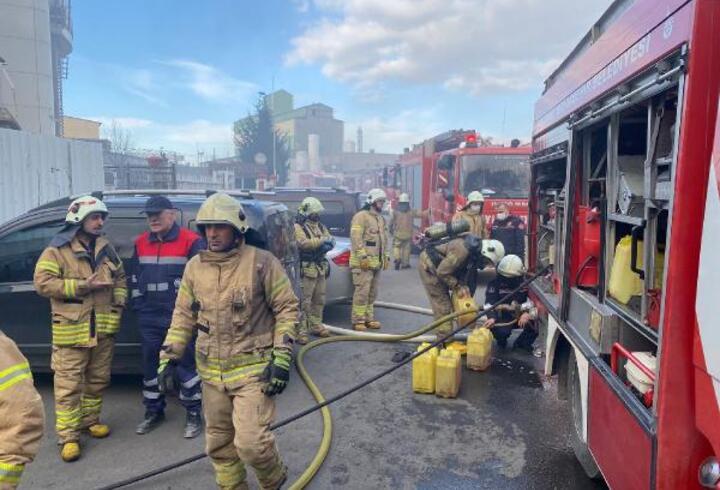 İstanbul'da fabrikada yangın!
