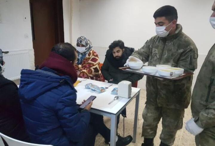 MSB: Hadımköy'de mahsur kalan 71 kişi kışlada misafir edildi