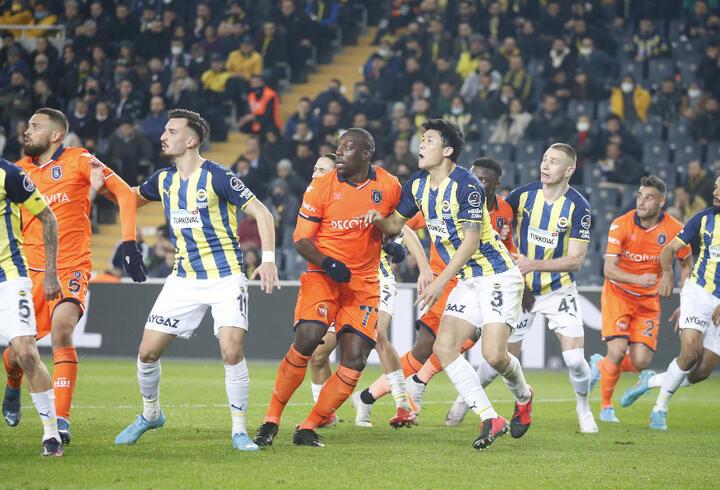 Emre Belözoğlu Fenerbahçe'yi üzdü