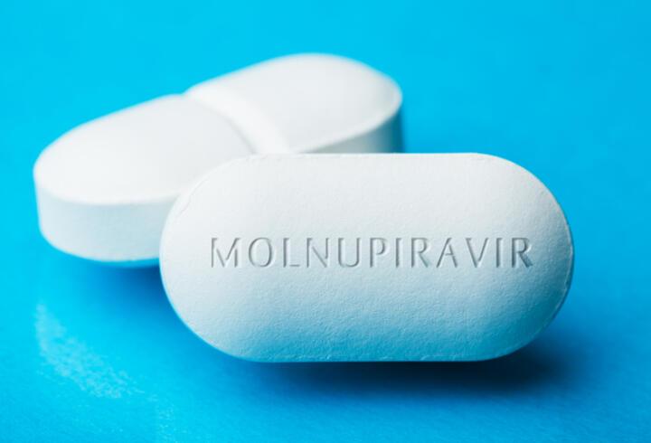 Molnupiravir ilacının yan etkileri var mı, neler? Covid-19 (koronavirüs) hapıyla ilgili bilgiler..