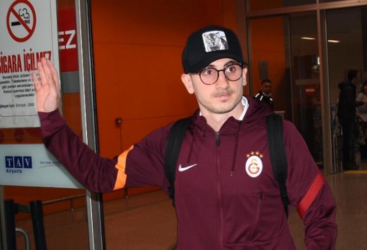 Galatasaray kafilesi İspanya dönüşü İzmir'e geldi