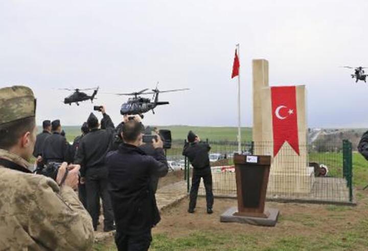 Diyarbakır'da şehit olan 4 askerin anıtı restore edilip, törenle açıldı