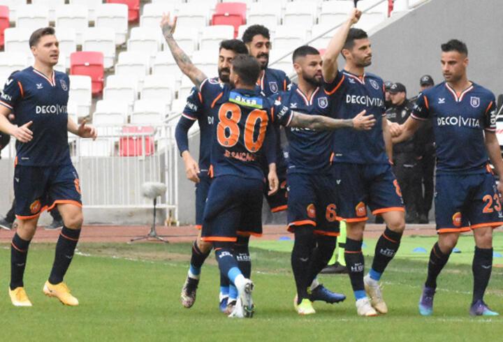 Demir Grup Sivasspor - Medipol Başakşehir: 0-2