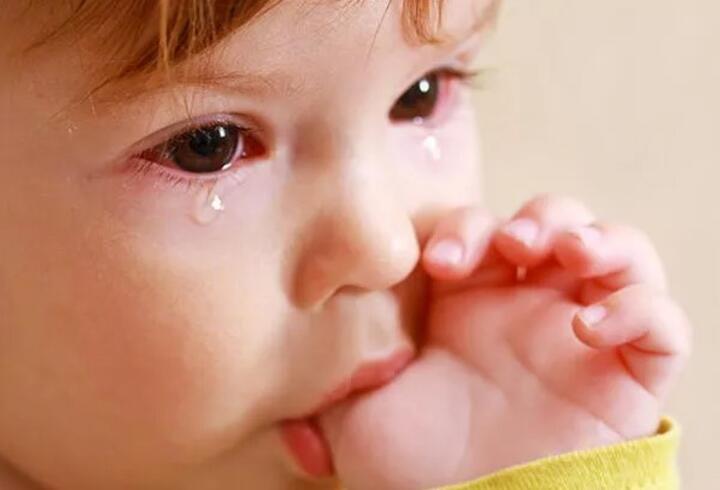 Çocuklarda göz sulanması neden olur?