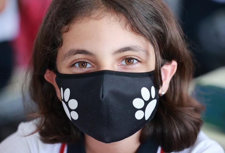 Bakan Koca duyurdu: Okullarda maske mecburiyeti kalktı