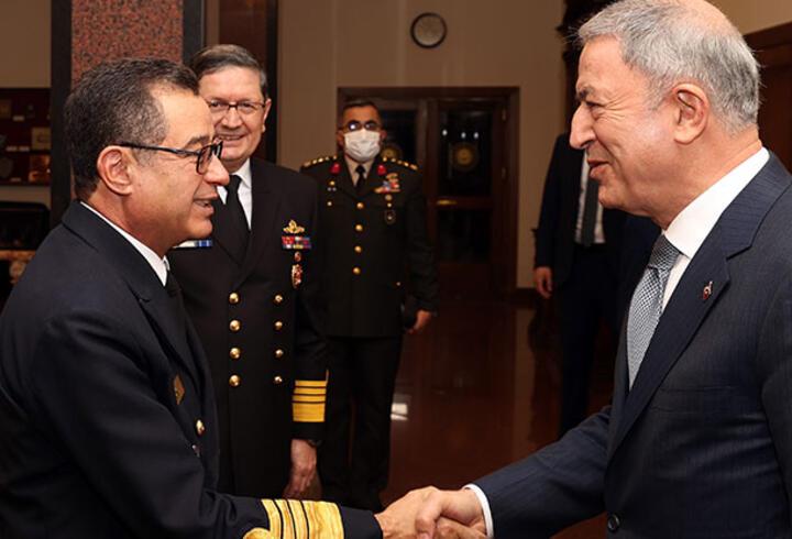 Bakan Akar, Brezilya Deniz Kuvvetleri Komutanı Santos'u kabul etti