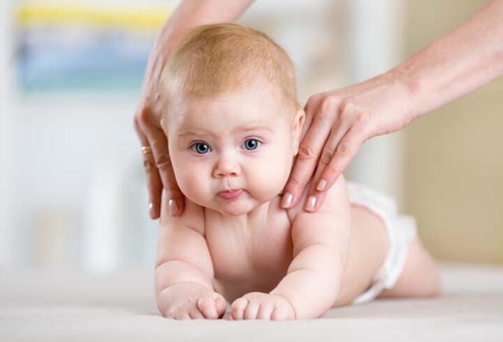 Bebeklerde burun tıkanıklığı nasıl geçer?