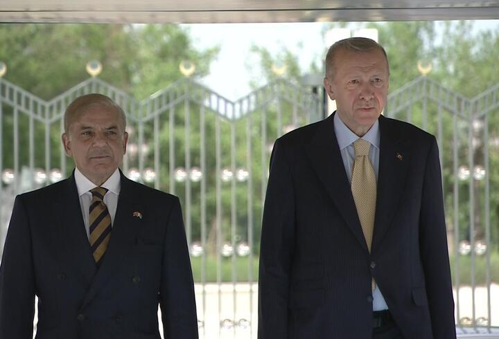 SON DAKİKA: Pakistan Başbakanı Ankara'da