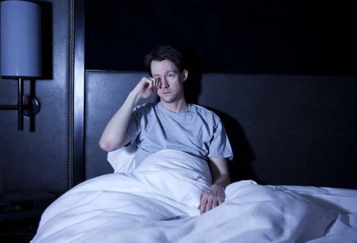 Uyku bozukluğu nedenleri nelerdir? Nelere dikkat edilmeli?