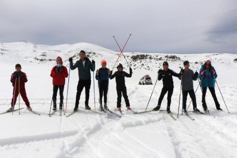 Vali Şimşek: Niğde kış sporları merkezi olacak