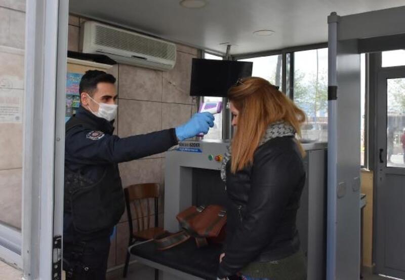 Marmaris'te polis merkezlerinde koronavirüs önlemi