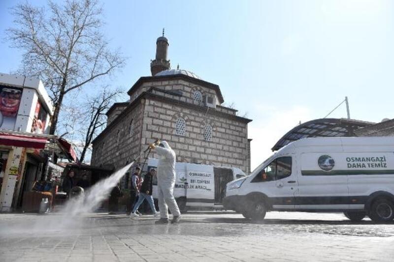 Osmangazi Belediyesi dezenfeksiyon ve temizlik çalışmalarını sürdürüyor