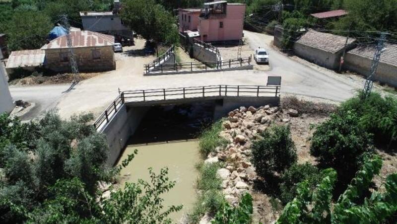 Kozan’da 7 yeni araç köprüsünün ve menfezlerin yapım işlemi tamamlandı