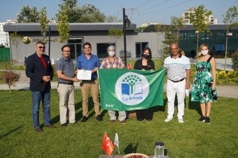 Çevre bilinci, Uluslararası Eko-Okullar Yeşil Bayrak Ödülü’nü getirdi