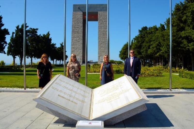 Hırvatistan, Slovakya ve Arnavutluk Başkonsolosları Tarihi Alanı ziyaret etti