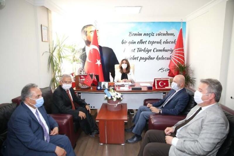 AK Partili belediye başkanlarından CHP, MHP ve İYİ Parti'ye ziyaret
