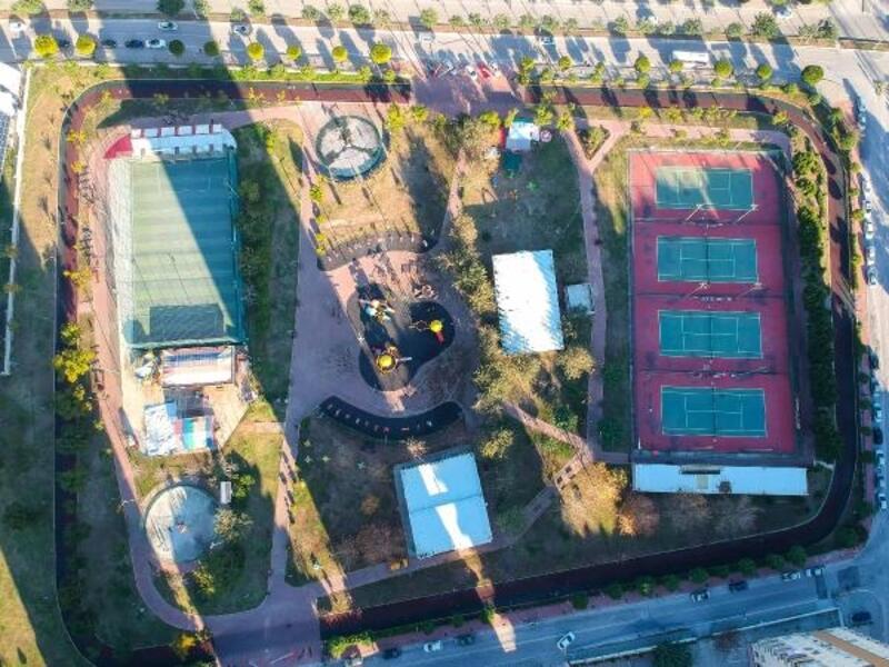 Büyükşehir Belediyesi, Spor Park Tesisleri’ni yeniden dizayn etti