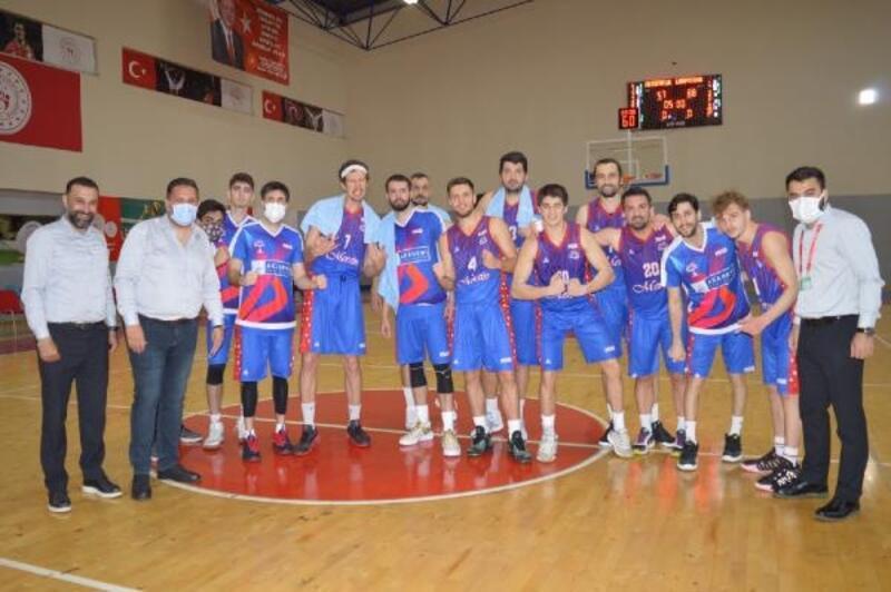 Büyükşehir erkek basketbol takımı, adını final grubuna yazdırdı