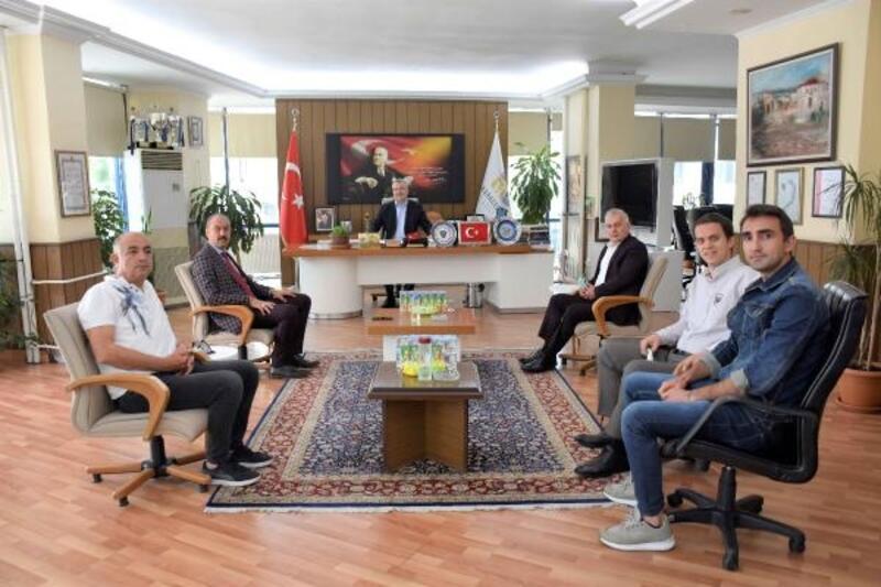 Bursa Büyükşehir Belediyesi'nin Karacabey'deki çalışmaları konuşuldu