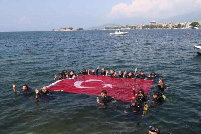 Marmara Denizi'ne zafer dalışı
