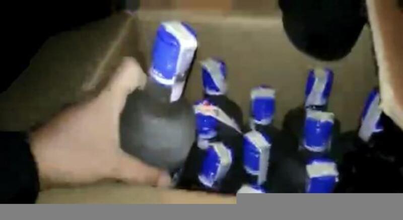 Tekirdağ'da polisin durdurduğu otomobilde 60 şişe kaçak içki ele geçirildi