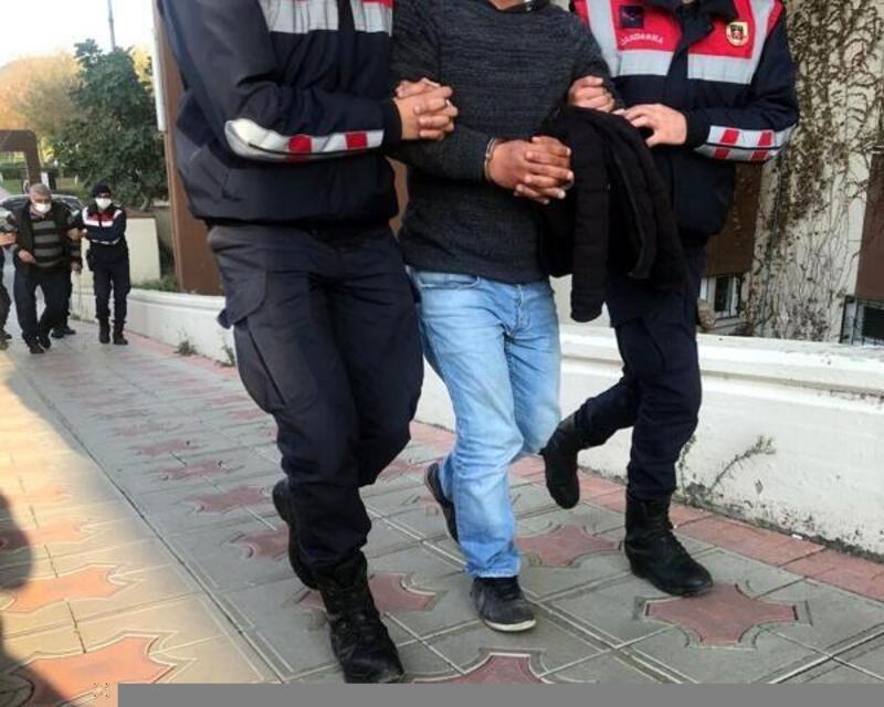 İzmir'de uyuşturucu operasyonlarında 7 zanlı tutuklandı