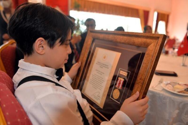 Hatay'da Devlet Övünç Madalyası ve Beratı töreni