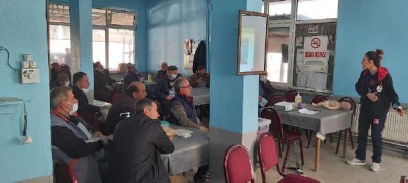 Edirne'de sağlık ekipleri köylerde ilk yardım eğitimi veriyor