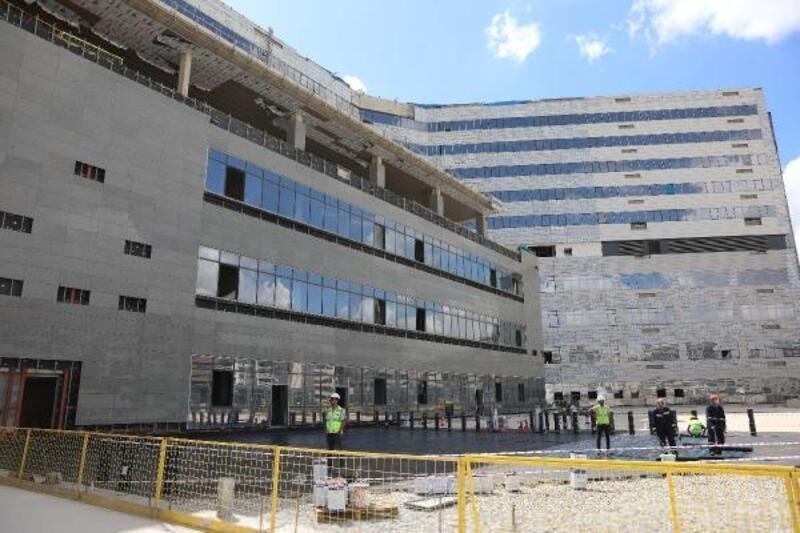 Gaziantep Şehir Hastanesi inşaatı yeniden başladı