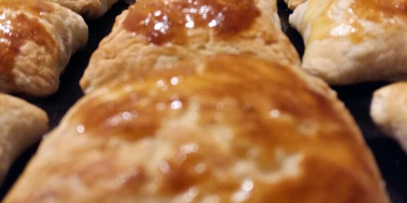 Milföy hamuru tarifleri… Kolay börek yapılışı ve tarifleri Yemek