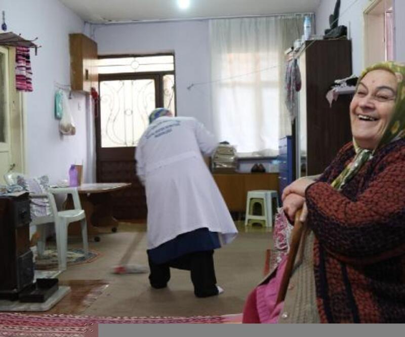 65 yaş üstü vatandaşlara evde temizlik hizmeti
