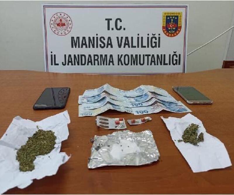 Manisa'da uyuşturucu operasyonu: 2 gözaltı